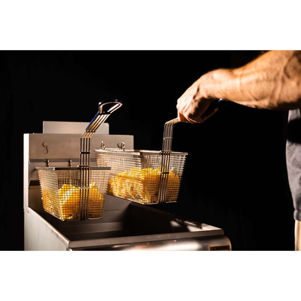 20.80 Qt. 40 lbs. Stainless Steel Natural Gas Commercial Fryer